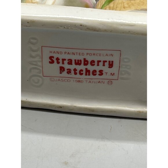 Strawberry Patches figurine tea candle holder hand painted porcelain basket READ - Picture 7 of 7